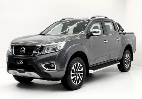 Nissan Frontier 2022 Cinza — foto 1 de 3