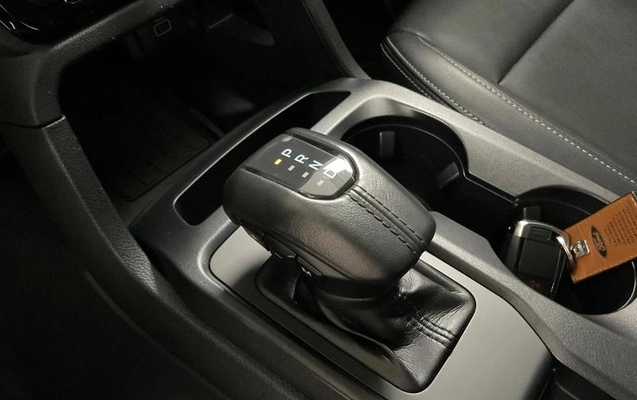 imagem-https://www.socarrao.com.br/sc-vehicle-images-prod/3786502/1789497730847-8470111_15_B_752cbe5389.jpeg