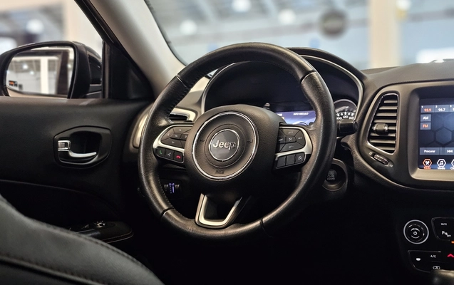 imagem-https://www.socarrao.com.br/sc-vehicle-images-prod/3786590/1789161937117-1_052953.jpg