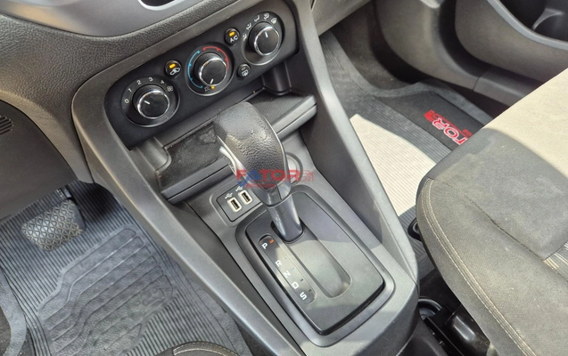 imagem-https://www.socarrao.com.br/sc-vehicle-images-prod/3786599/1789162011146-ab92859e99e34935b1e1ba547e729e2e_1789161785034.jpg