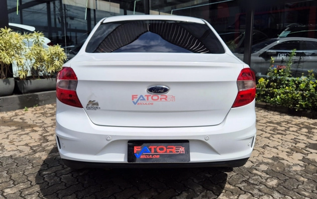 imagem-https://www.socarrao.com.br/sc-vehicle-images-prod/3786599/1789162011148-5412d8bb7d27434ca04e4565ff25ce8b_1789161785050.jpg