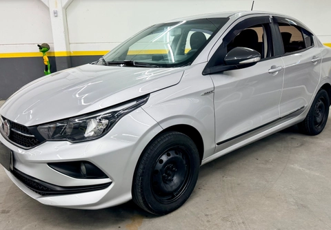 Fiat Cronos 2020 Prata — foto 1 de 3