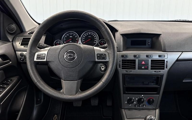 imagem-https://www.socarrao.com.br/sc-vehicle-images-prod/3786717/1789162551100-8470180_1_B_cacf04b927.jpeg
