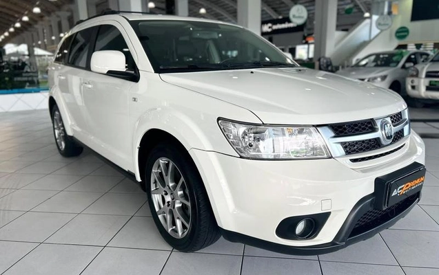imagem-https://www.socarrao.com.br/sc-vehicle-images-prod/3787086/1789657790795-8467728_2_B_825fb7f6ea.jpeg