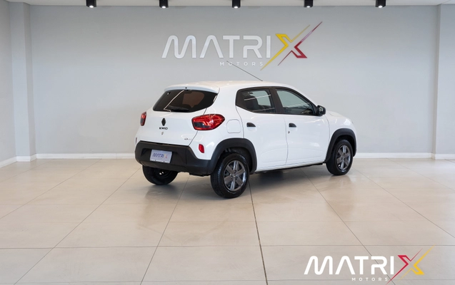imagem-https://www.socarrao.com.br/sc-vehicle-images-prod/3787760/1789166238316-003_589977-37444d6d2c9be57c1198aa0aeaea42a0.jpg