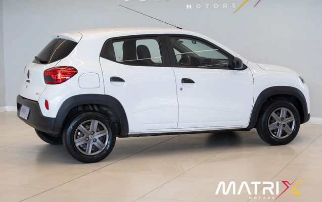 imagem-https://www.socarrao.com.br/sc-vehicle-images-prod/3787760/1789166238334-003_589977-650b41b761b2f0caeea8ffc4fe4f1653.jpg