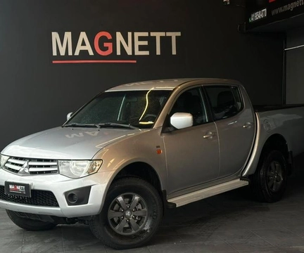 Mitsubishi L200 2018 Prata — foto 1 de 3