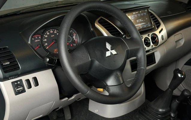 imagem-https://www.socarrao.com.br/sc-vehicle-images-prod/3787762/1789166349370-8445286_14_B_d66cc4119d.jpeg