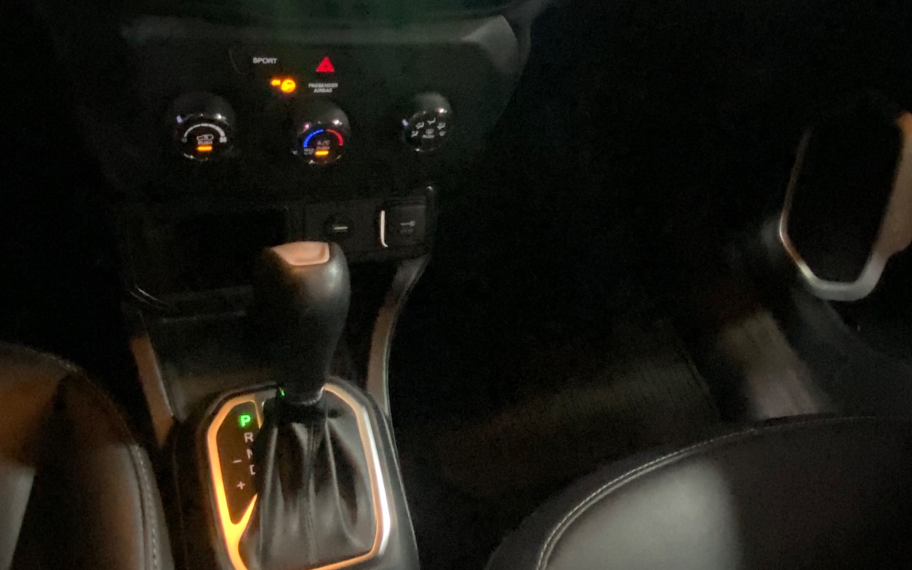 imagem-https://www.socarrao.com.br/sc-vehicle-images-prod/3788073/1789168012917-SU1HXzEwNTQuanBlZw.jpeg