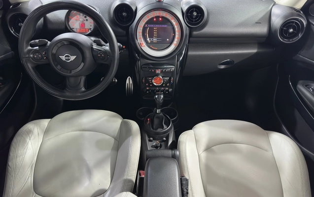 imagem-https://www.socarrao.com.br/sc-vehicle-images-prod/3788101/1789167532621-1_075757.jpg