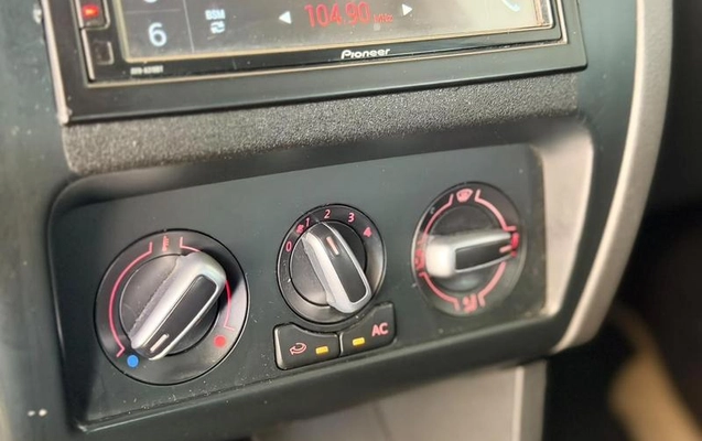 imagem-https://www.socarrao.com.br/sc-vehicle-images-prod/3788411/1790013461080-8408053_13_B_fef138db52.jpeg