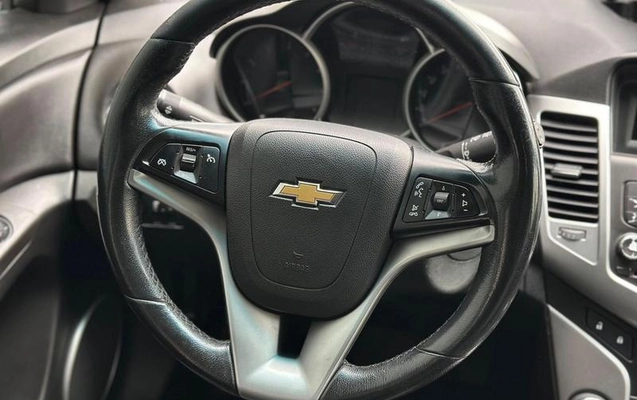 imagem-https://www.socarrao.com.br/sc-vehicle-images-prod/3789744/1790000744658-8466989_6_B_e229b7b900.jpeg