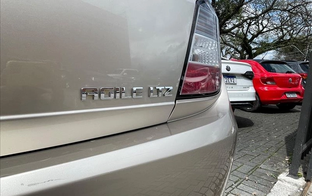 imagem-https://www.socarrao.com.br/sc-vehicle-images-prod/3789993/1789173650769-AXC-2141_06.jpg