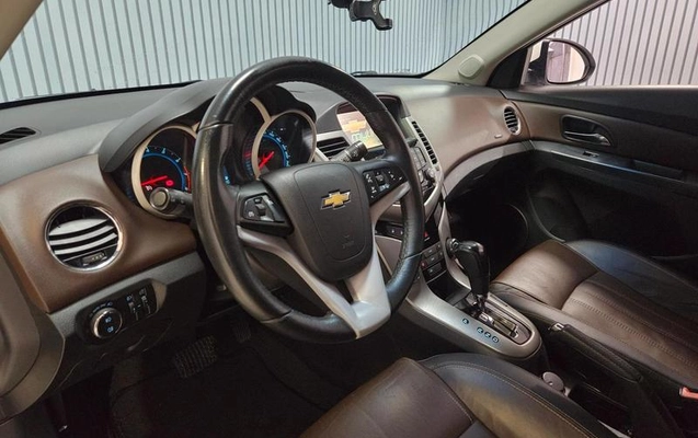 imagem-https://www.socarrao.com.br/sc-vehicle-images-prod/3790233/1790197771016-8459290_12_B_55d6548a0e.jpeg