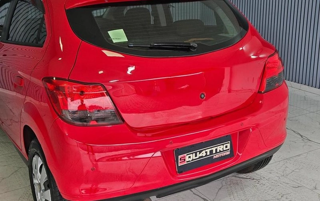 imagem-https://www.socarrao.com.br/sc-vehicle-images-prod/3790361/1789174744127-8430850_16_B_55babbd3b8.jpeg