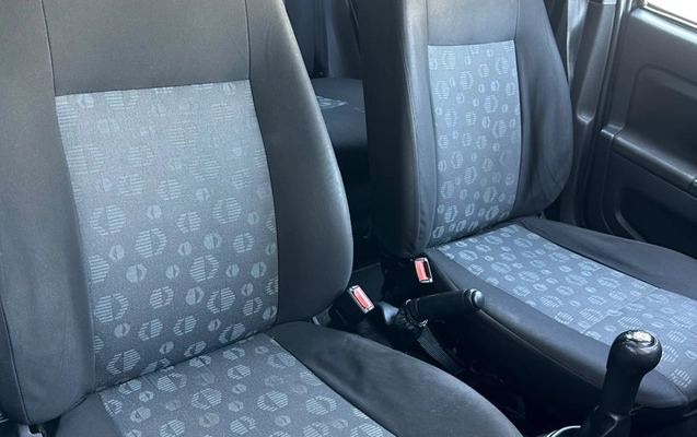 imagem-https://www.socarrao.com.br/sc-vehicle-images-prod/3790609/1789175234992-V2hhdHNBcHAgSW1hZ2UgMjAyNi0wOS0xMSBhdCAxMC4yNC4zNCAoMikuanBlZw.jpeg