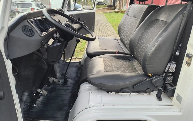 imagem-https://www.socarrao.com.br/sc-vehicle-images-prod/3791694/1789179053641-V2hhdHNBcHAgSW1hZ2UgMjAyNi0wOS0xMSBhdCAyMi40NC40NS5qcGVn.jpeg
