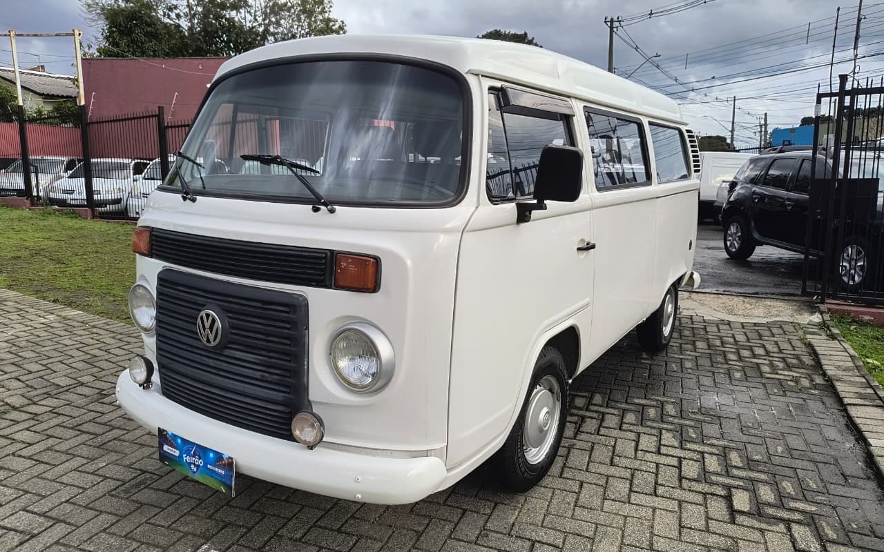 Volkswagen Kombi 2014 Branco — foto 1 de 3