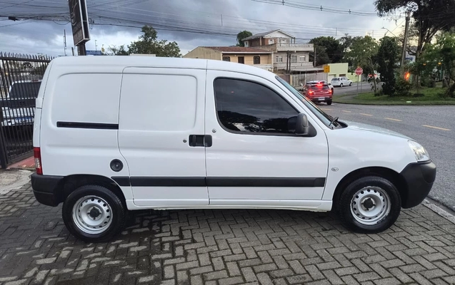imagem-https://www.socarrao.com.br/sc-vehicle-images-prod/3792482/1789181420005-V2hhdHNBcHAgSW1hZ2UgMjAyNi0wOS0xMSBhdCAyMi40NS40Ny5qcGVn.jpeg