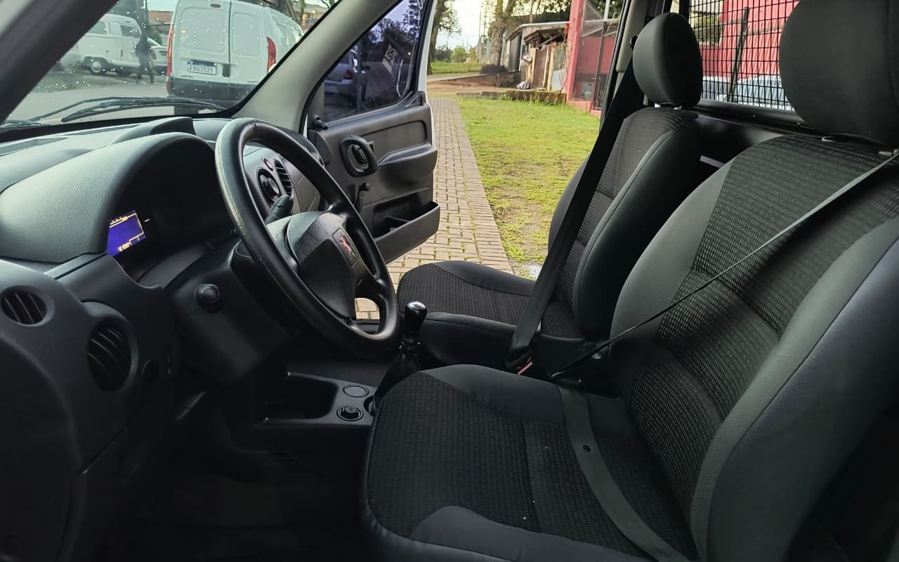 imagem-https://www.socarrao.com.br/sc-vehicle-images-prod/3792482/1789181420069-V2hhdHNBcHAgSW1hZ2UgMjAyNi0wOS0xMSBhdCAyMi40NS40OC5qcGVn.jpeg