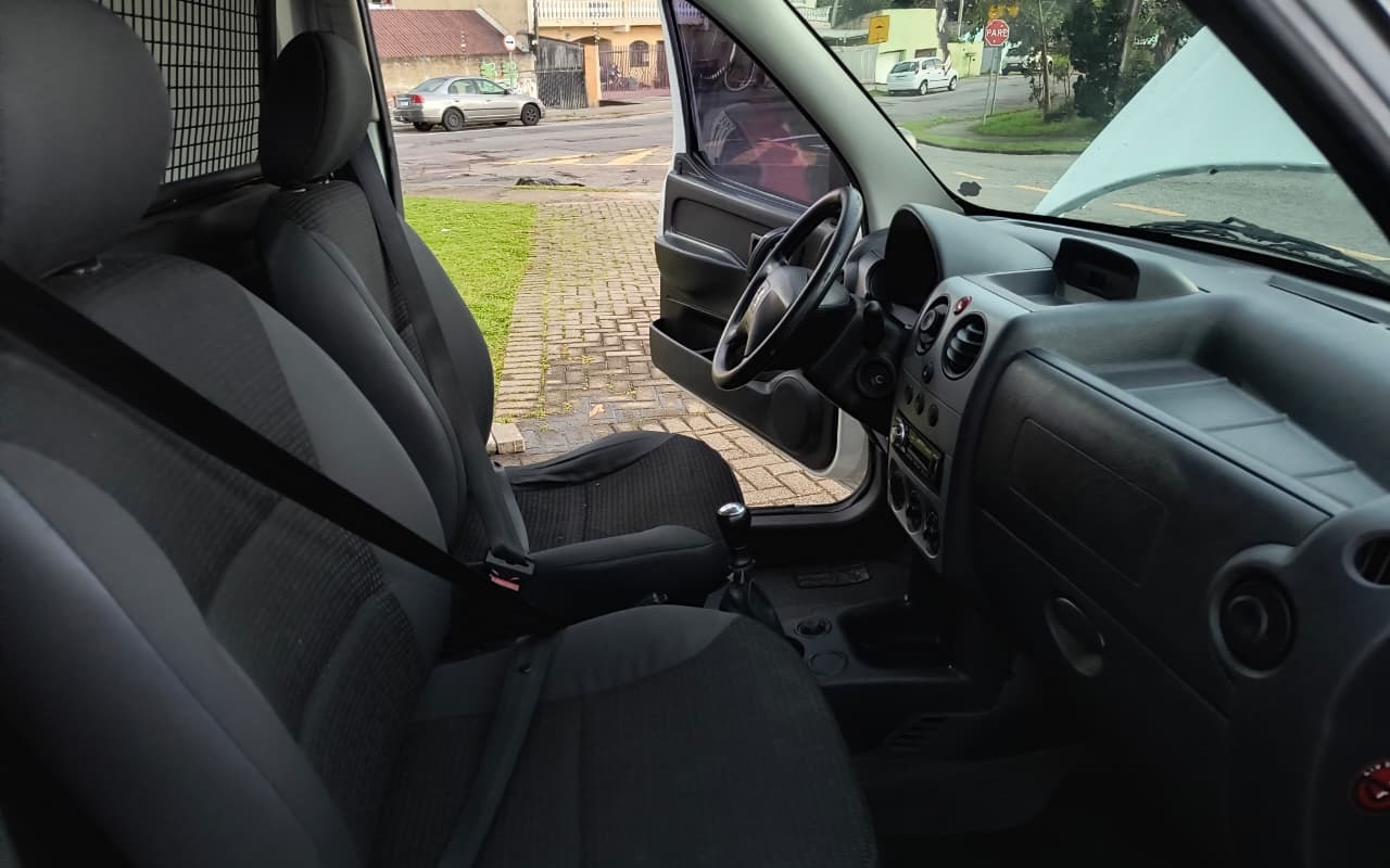 imagem-https://www.socarrao.com.br/sc-vehicle-images-prod/3792482/1789181420200-V2hhdHNBcHAgSW1hZ2UgMjAyNi0wOS0xMSBhdCAyMi40NS41NC5qcGVn.jpeg