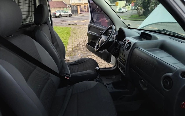 imagem-https://www.socarrao.com.br/sc-vehicle-images-prod/3792482/1789181420200-V2hhdHNBcHAgSW1hZ2UgMjAyNi0wOS0xMSBhdCAyMi40NS41NC5qcGVn.jpeg