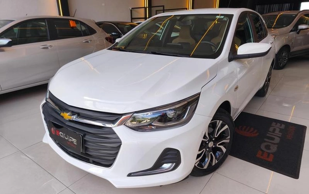 imagem-https://www.socarrao.com.br/sc-vehicle-images-prod/3793788/1789478532101-8106755_0_B_fa5c6959fb.jpeg