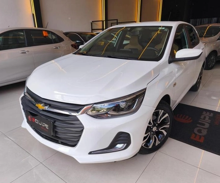 Chevrolet Onix 2023 Branco — foto 1 de 3