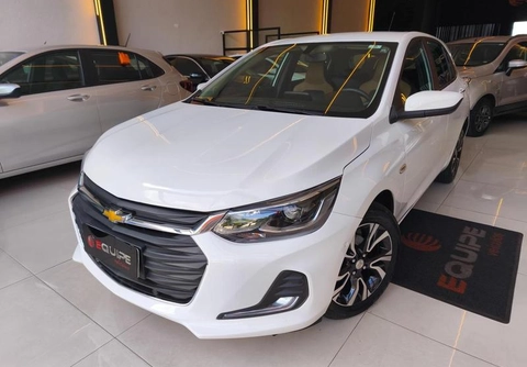 Chevrolet Onix 2023 Branco — foto 1 de 3