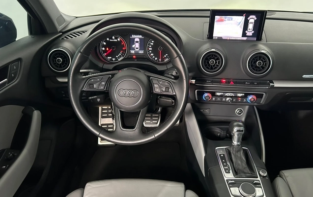 imagem-https://www.socarrao.com.br/sc-vehicle-images-prod/3793790/1789213070807-3_031814.jpg
