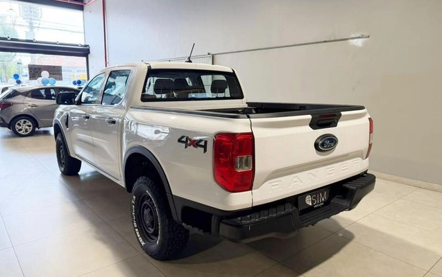 imagem-https://www.socarrao.com.br/sc-vehicle-images-prod/3793793/1789222192111-8469287_23_B_cef10c6e30.jpeg