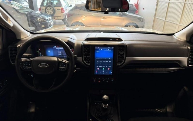 imagem-https://www.socarrao.com.br/sc-vehicle-images-prod/3793793/1789222192114-8469287_11_B_ee8a25cd56.jpeg