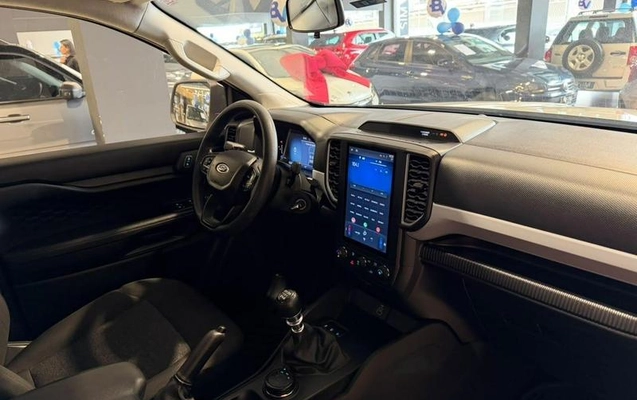 imagem-https://www.socarrao.com.br/sc-vehicle-images-prod/3793793/1789222192115-8469287_2_B_b7529f7b2c.jpeg