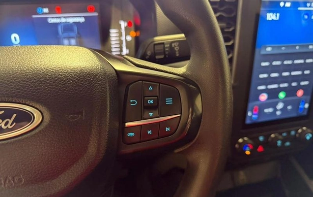 imagem-https://www.socarrao.com.br/sc-vehicle-images-prod/3793793/1789222192118-8469287_16_B_46fdef95dc.jpeg