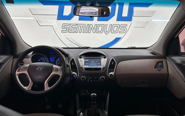 imagem-https://www.socarrao.com.br/sc-vehicle-images-prod/3793801/1789213428377-9_031254.jpg
