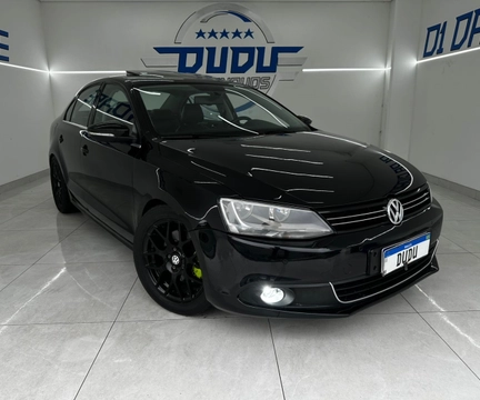 Volkswagen Jetta 2013 Preto — foto 1 de 3