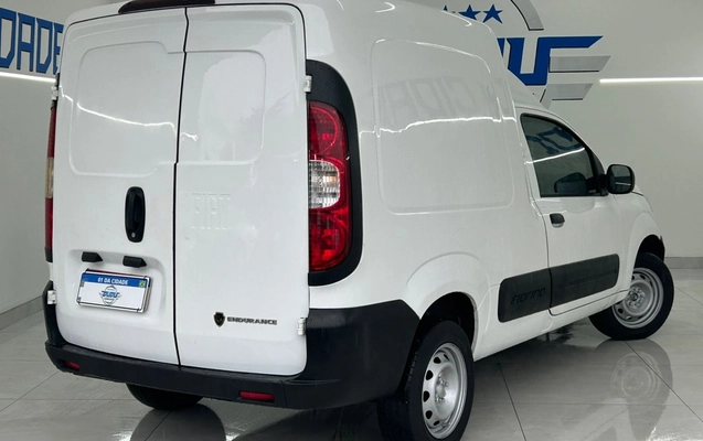 imagem-https://www.socarrao.com.br/sc-vehicle-images-prod/3793816/1789213434593-4_030618.jpg