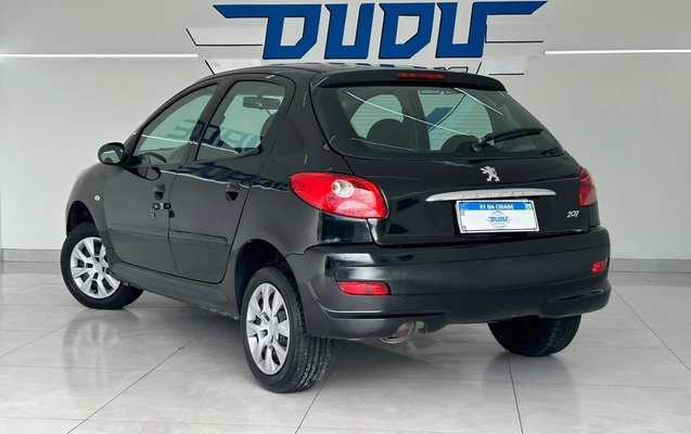 imagem-https://www.socarrao.com.br/sc-vehicle-images-prod/3793822/1789213437645-2_092454.jpg