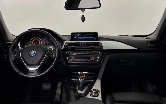 imagem-https://www.socarrao.com.br/sc-vehicle-images-prod/3793824/1789213438055-9_045549.jpg