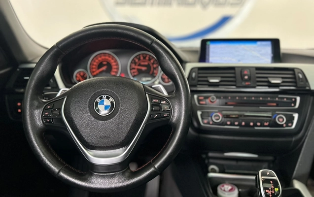 imagem-https://www.socarrao.com.br/sc-vehicle-images-prod/3793824/1789213438056-4_045549.jpg