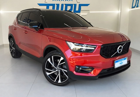 Volvo XC40 2021 Vermelho — foto 1 de 3