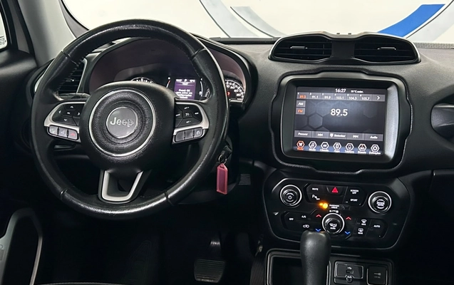 imagem-https://www.socarrao.com.br/sc-vehicle-images-prod/3793827/1789213439383-3_050937.jpg