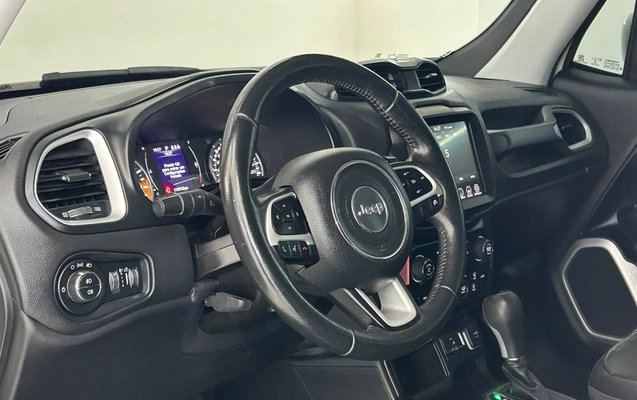 imagem-https://www.socarrao.com.br/sc-vehicle-images-prod/3793827/1789213439384-12_050937.jpg