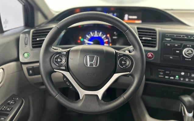 imagem-https://www.socarrao.com.br/sc-vehicle-images-prod/3793840/1789213444951-1_103115.jpg