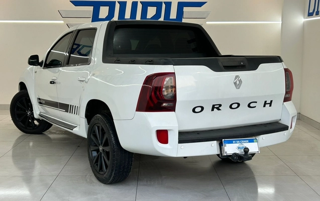 imagem-https://www.socarrao.com.br/sc-vehicle-images-prod/3793857/1789213452587-9_103300.jpg