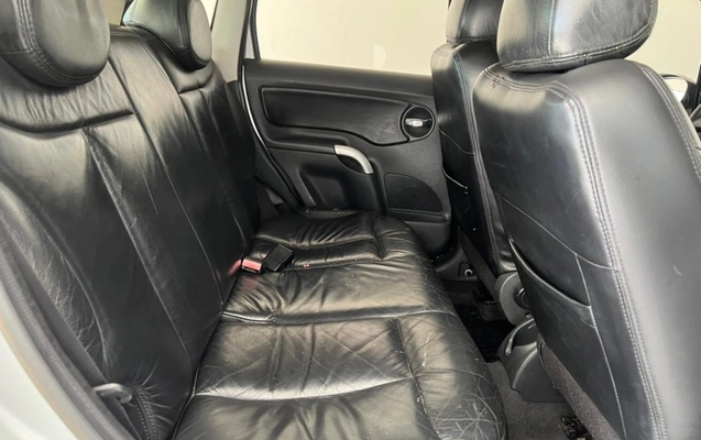 imagem-https://www.socarrao.com.br/sc-vehicle-images-prod/3793865/1789213456301-9_013131.jpg