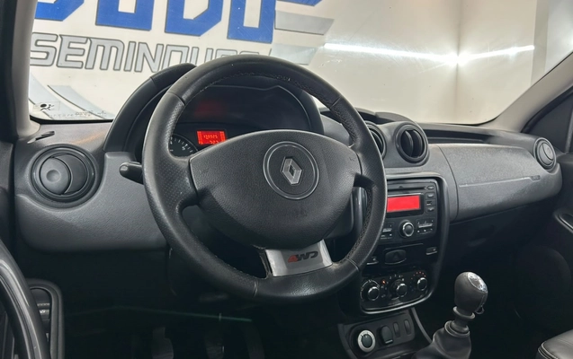 imagem-https://www.socarrao.com.br/sc-vehicle-images-prod/3793873/1789213459935-11_102506.jpg