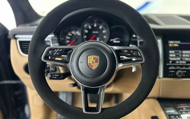 imagem-https://www.socarrao.com.br/sc-vehicle-images-prod/3793877/1789213461973-1_081914.jpg