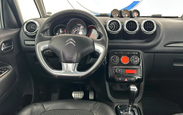 imagem-https://www.socarrao.com.br/sc-vehicle-images-prod/3793889/1789213467852-1_053558.jpg