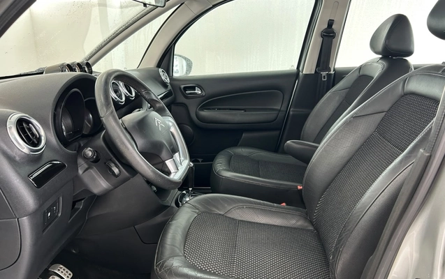 imagem-https://www.socarrao.com.br/sc-vehicle-images-prod/3793889/1789213467853-14_053558.jpg